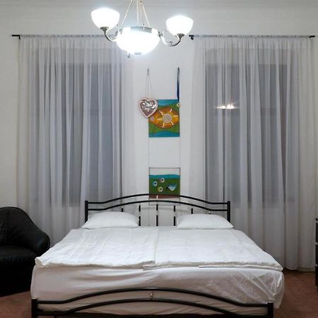 Апартаменты U Salonu Virginia Ческа-Каменице Экстерьер фото